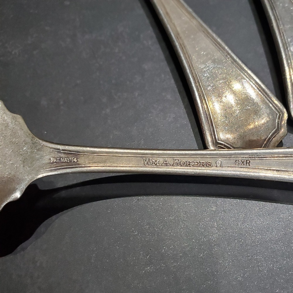 Set of 5 Vintage WM A Rogers Silverplate Raleigh Dinner Forks Geometric Design - Picture 5 of 6